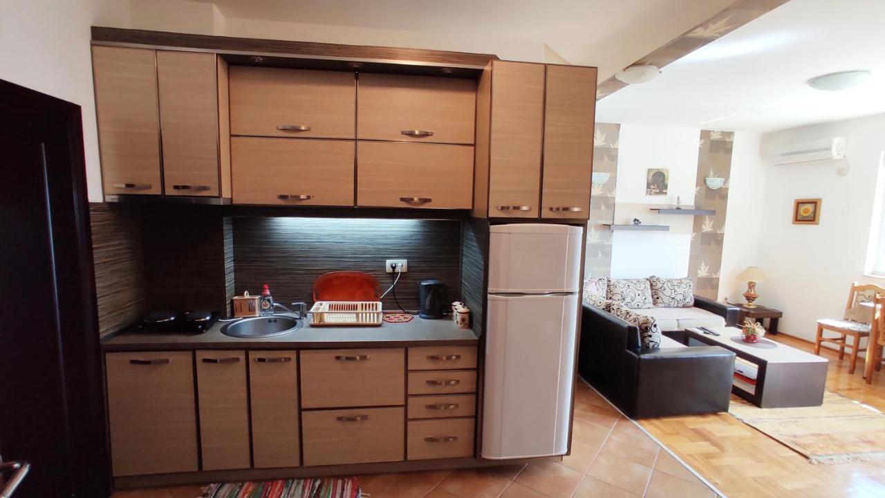 Rakocevic Apartments Petrovac エクステリア 写真
