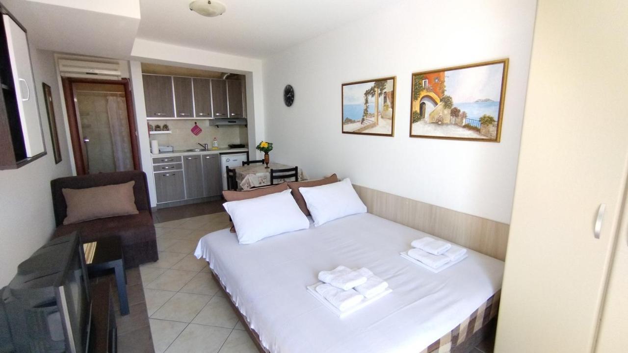 Rakocevic Apartments Petrovac 部屋 写真